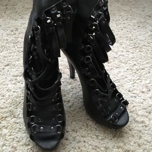 Size 9 boots/39 Europe size